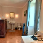 Bed & Breakfast Au Pays De Jacquou D'hotes Et Table D'hotes En Dordogne