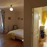 Bed and Breakfast Au Pays De Jacquou D'hotes Et Table D'hotes En Dordogne Fossemagne