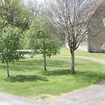 Bed & Breakfast Au Pays De Jacquou D'hotes Et Table D'hotes En Dordogne 3*