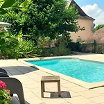 Au Pays De Jacquou D'hotes Et Table D'hotes En Dordogne Fossemagne