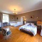 Bed and Breakfast Au Pays De Jacquou D'hotes Et Table D'hotes En Dordogne Fossemagne