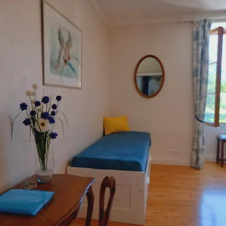 Au Pays De Jacquou : D'hotes Et Table D'hotes Bed & Breakfast Fossemagne