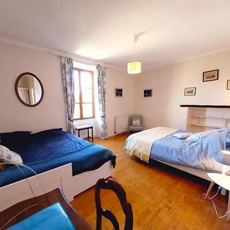 Bed & Breakfast Au Pays De Jacquou : D'hotes Et Table D'hotes 3*