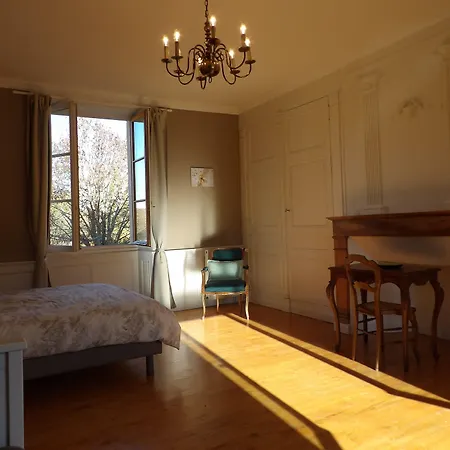 Bed & Breakfast Au Pays De Jacquou D'hotes Et Table D'hotes En Dordogne