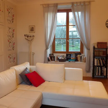 Bed & Breakfast Au Pays De Jacquou D'hotes Et Table D'hotes En Dordogne 3*