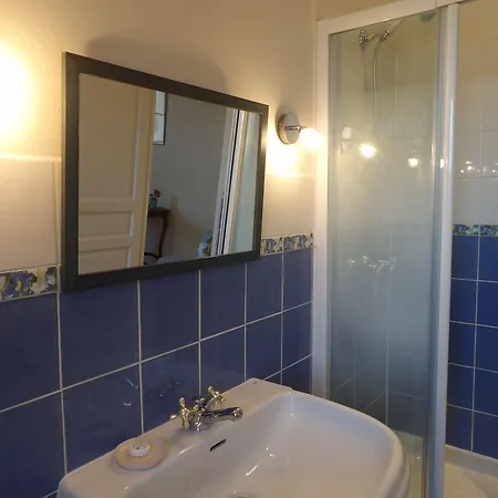 Bed & Breakfast Au Pays De Jacquou D'hotes Et Table D'hotes En Dordogne Fossemagne