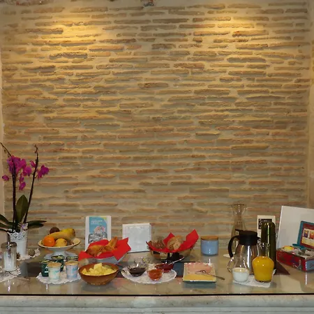 Au Pays De Jacquou D'hotes Et Table D'hotes En Dordogne Bed & Breakfast