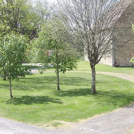 Bed & Breakfast Au Pays De Jacquou D'hotes Et Table D'hotes En Dordogne 3*