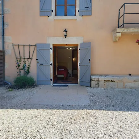 Au Pays De Jacquou D'hotes Et Table D'hotes En Dordogne Bed & Breakfast