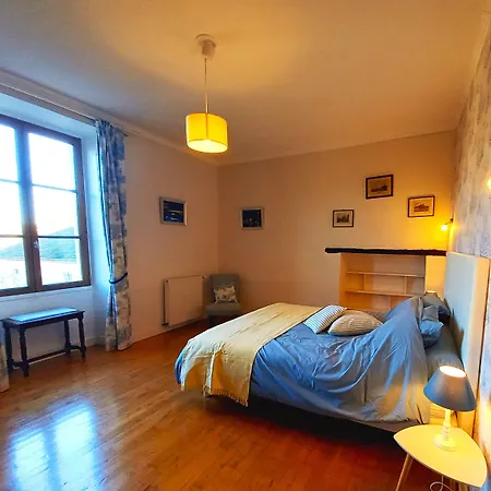 Au Pays De Jacquou D'hotes Et Table D'hotes En Dordogne