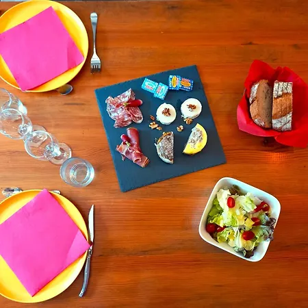 Au Pays De Jacquou D'hotes Et Table D'hotes En Dordogne Bed & Breakfast 3*