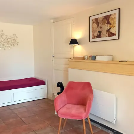 Au Pays De Jacquou D'hotes Et Table D'hotes En Dordogne 3*